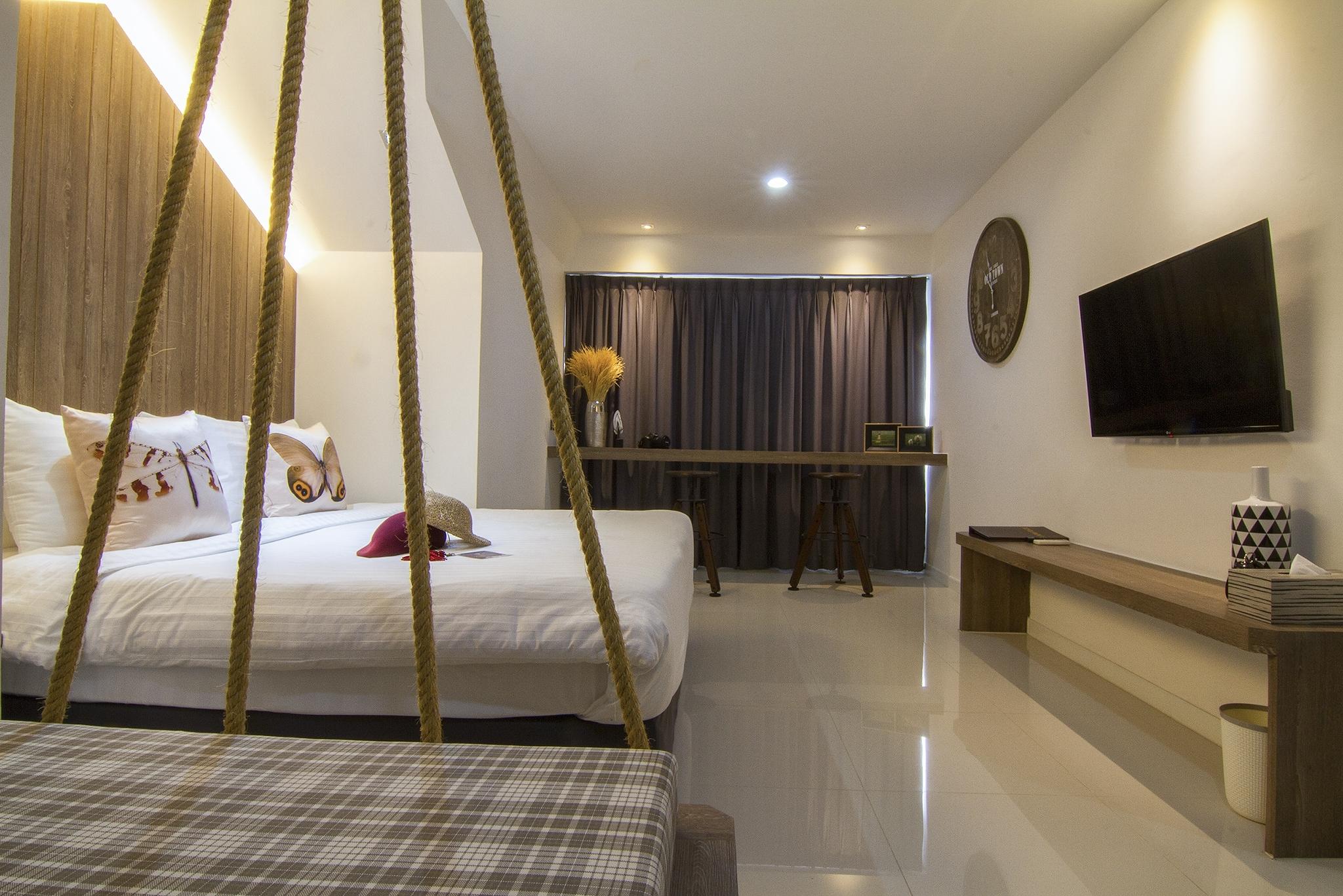 Bossotel Chiang Mai Buitenkant foto