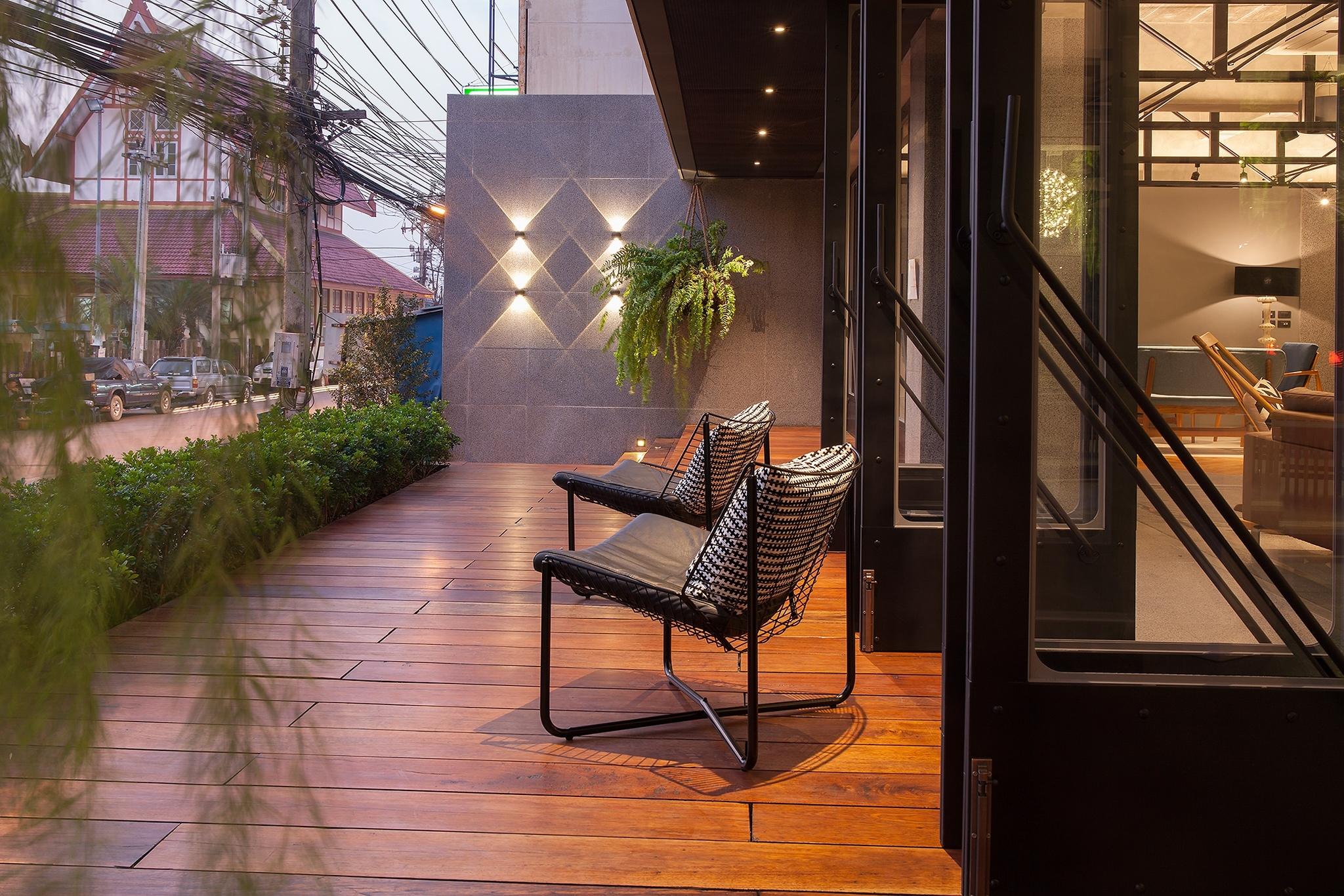 Bossotel Chiang Mai Buitenkant foto