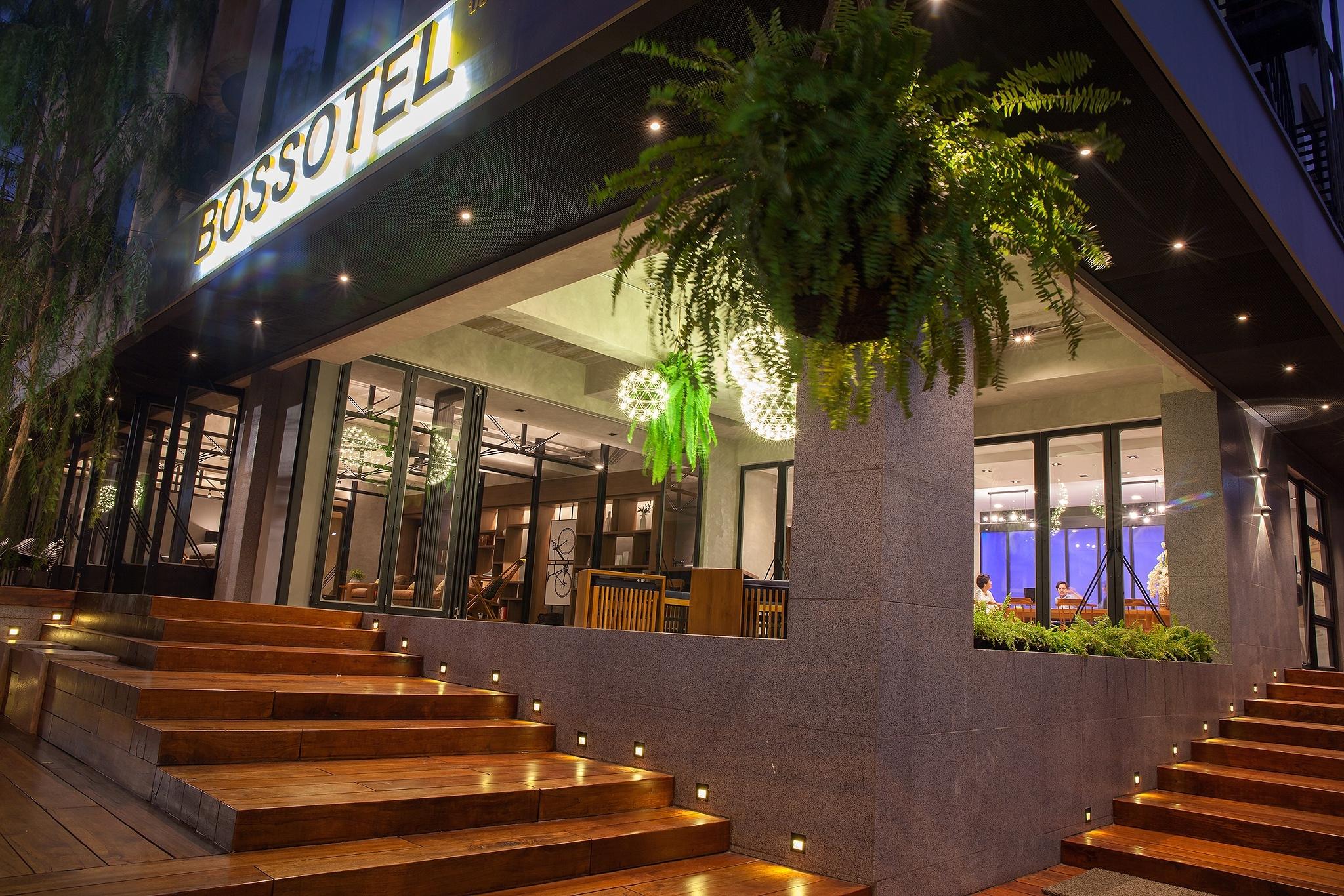 Bossotel Chiang Mai Buitenkant foto