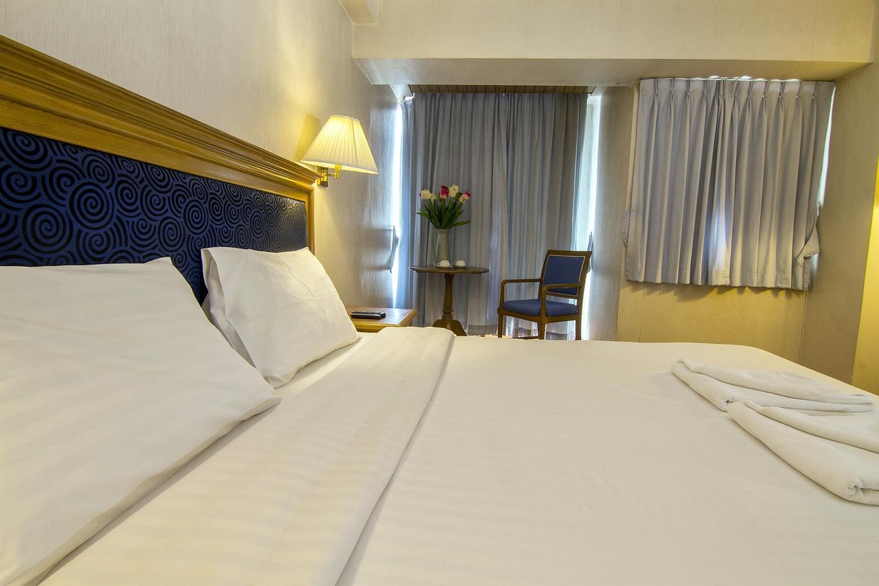 Bossotel Chiang Mai Buitenkant foto