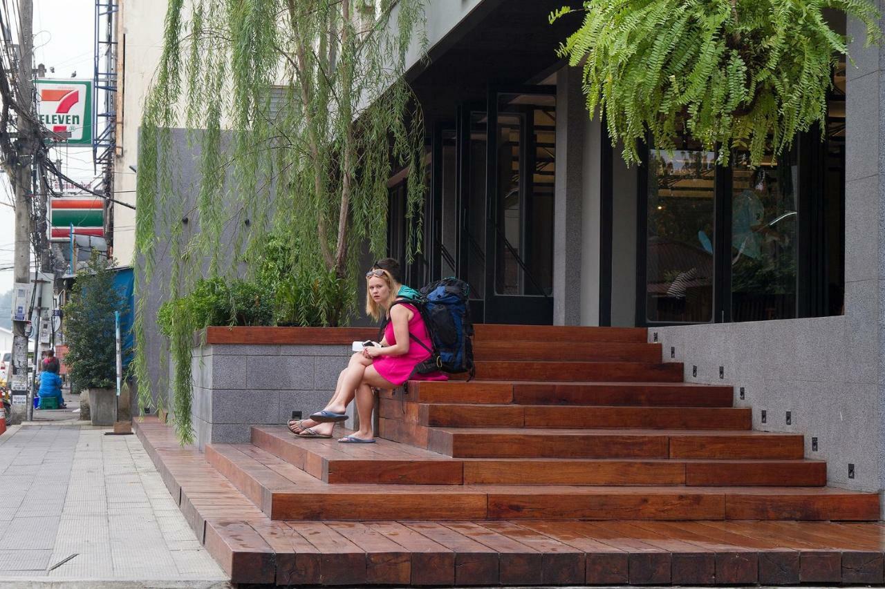 Bossotel Chiang Mai Buitenkant foto